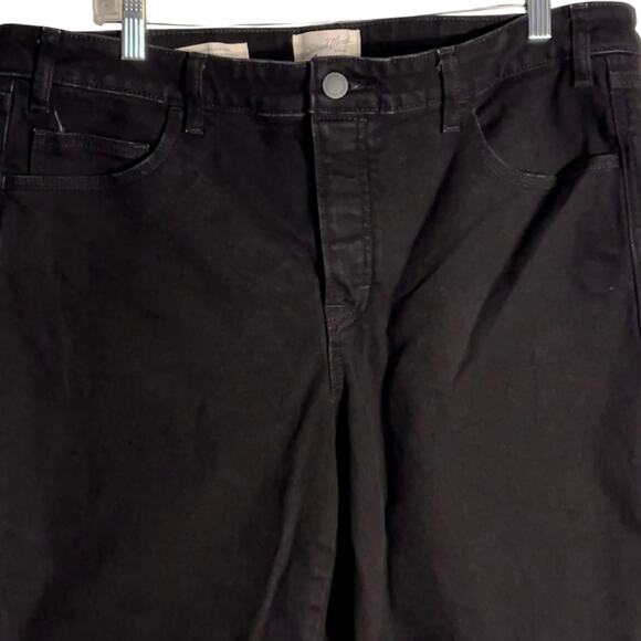 Universal Thread Mid-Rise 80s Slim Capri Jeans Black Size 17 - Picture 2 of 8